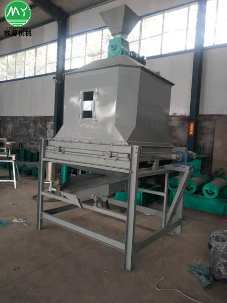 仙桃成套飼料機(jī)械養(yǎng)牛廠用